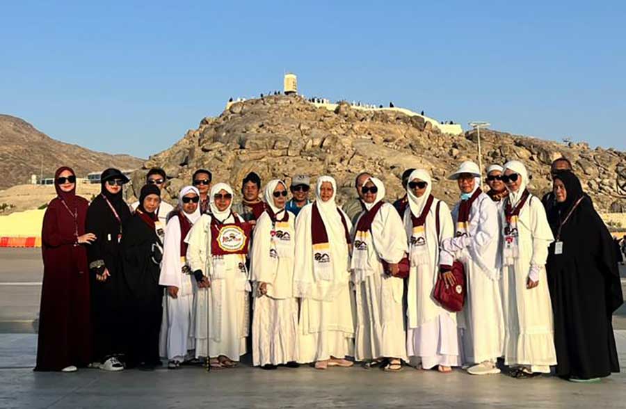 Read more about the article Jabal Rahmah: Sejarah, Keutamaan, dan Fakta Menarik di Balik Bukit Kasih Sayang di Tanah Arafah