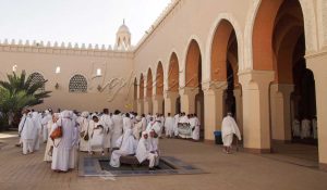 Read more about the article Bacaan Niat Umroh Arab dan Latin: Panduan Lengkap dan Maknanya